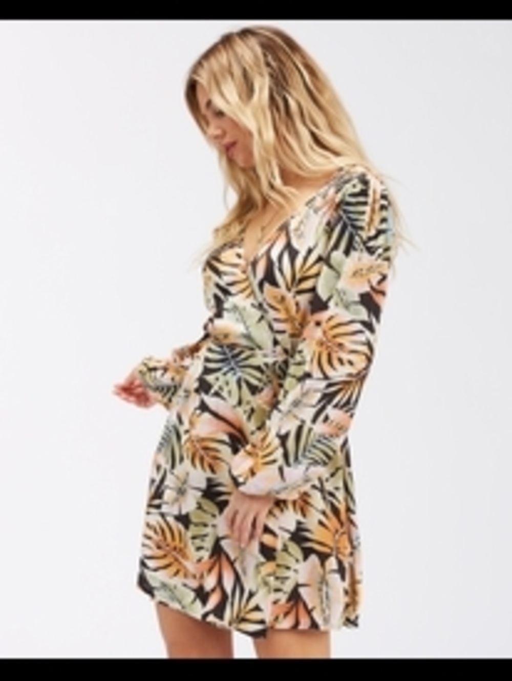 NWT Tropical Leaf Print Wrap Dress in Black, Peach & Sage Billabong